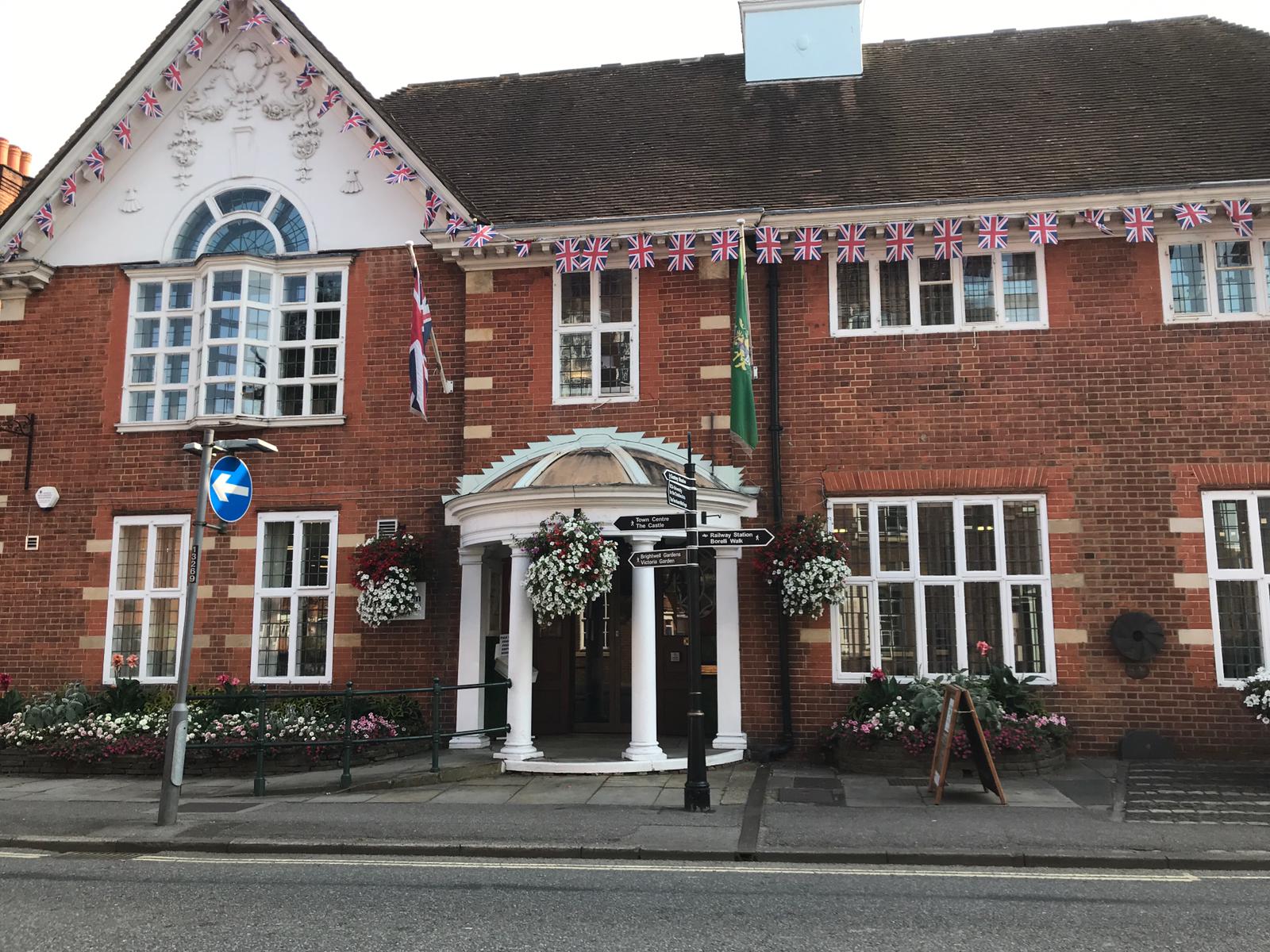 Farnham Town Hall